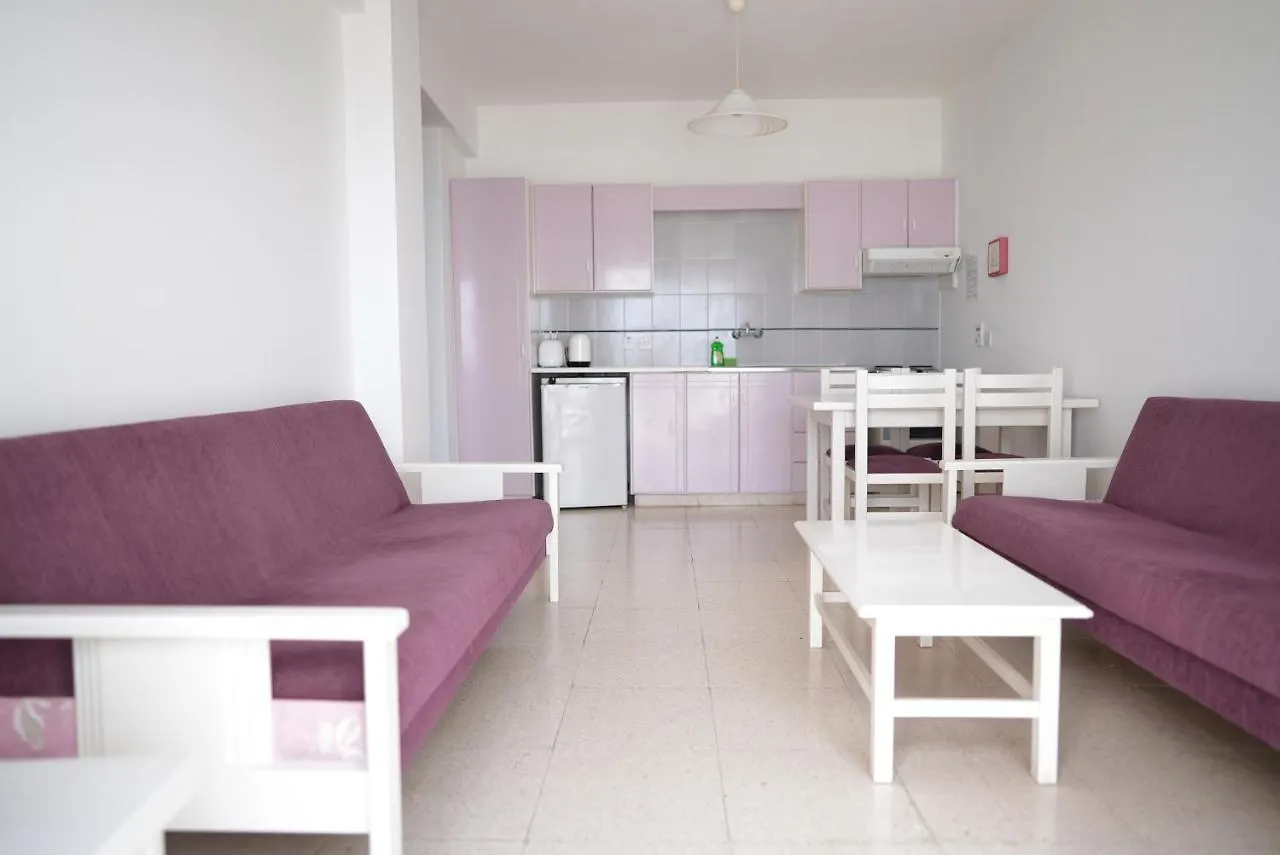 Ξενοδοχείο με διαμερίσματα Astreas Beach Hotel Apartments Πρωταράς