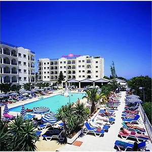Aparthotel Crown Elamaris, Protaras